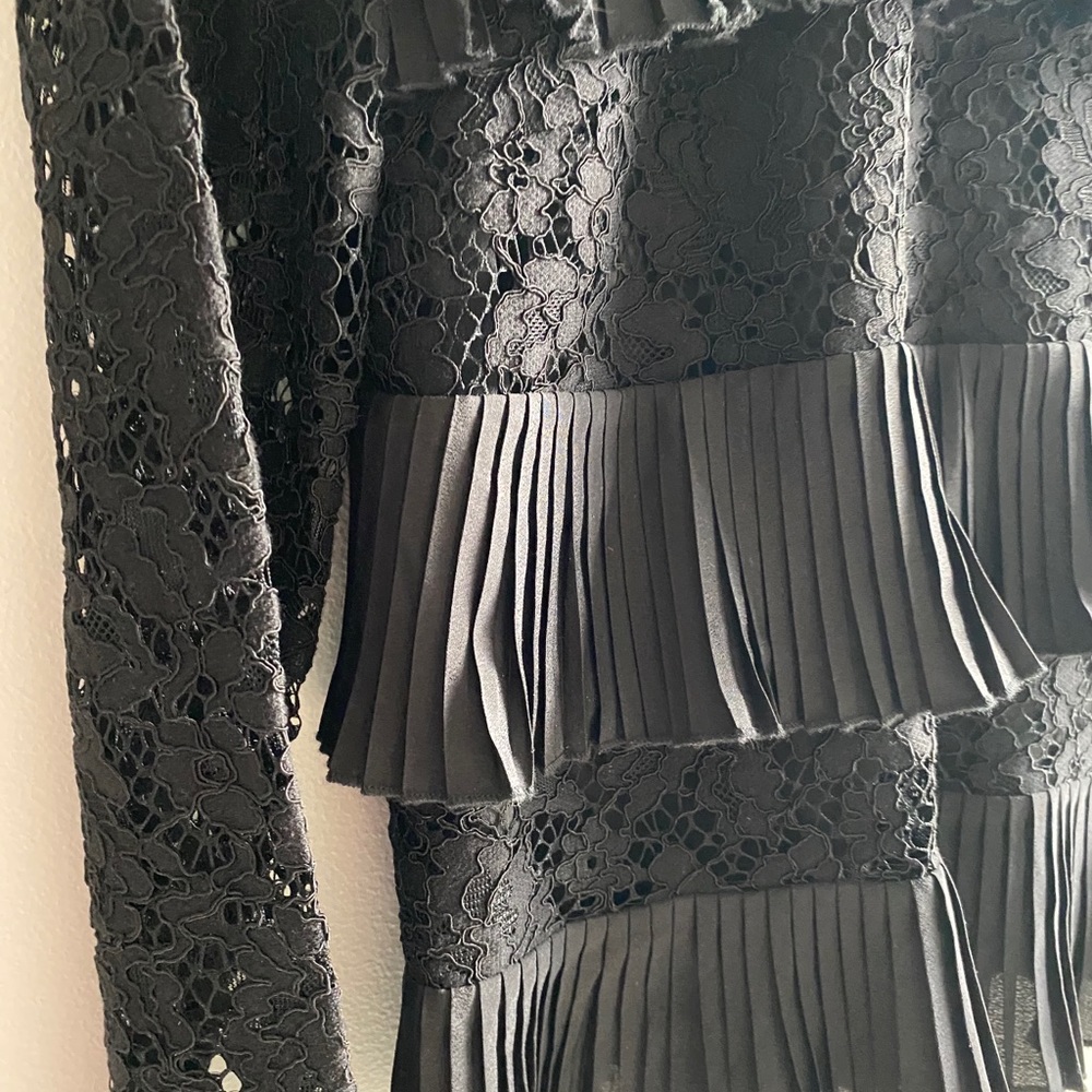 J CREW chic black tiered pleated lace top size 2 like new - Picture 5 of 13